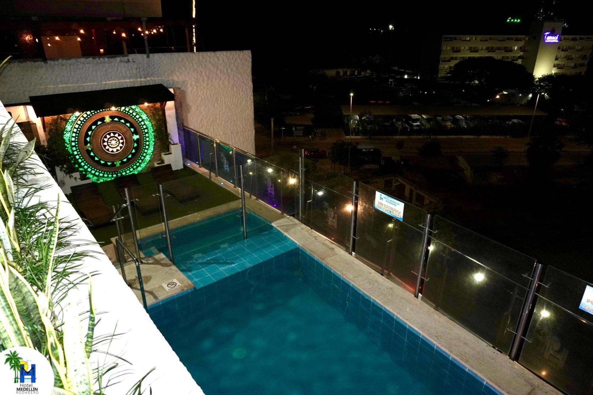 Hotel Medellin Rodadero Gaira Exterior photo